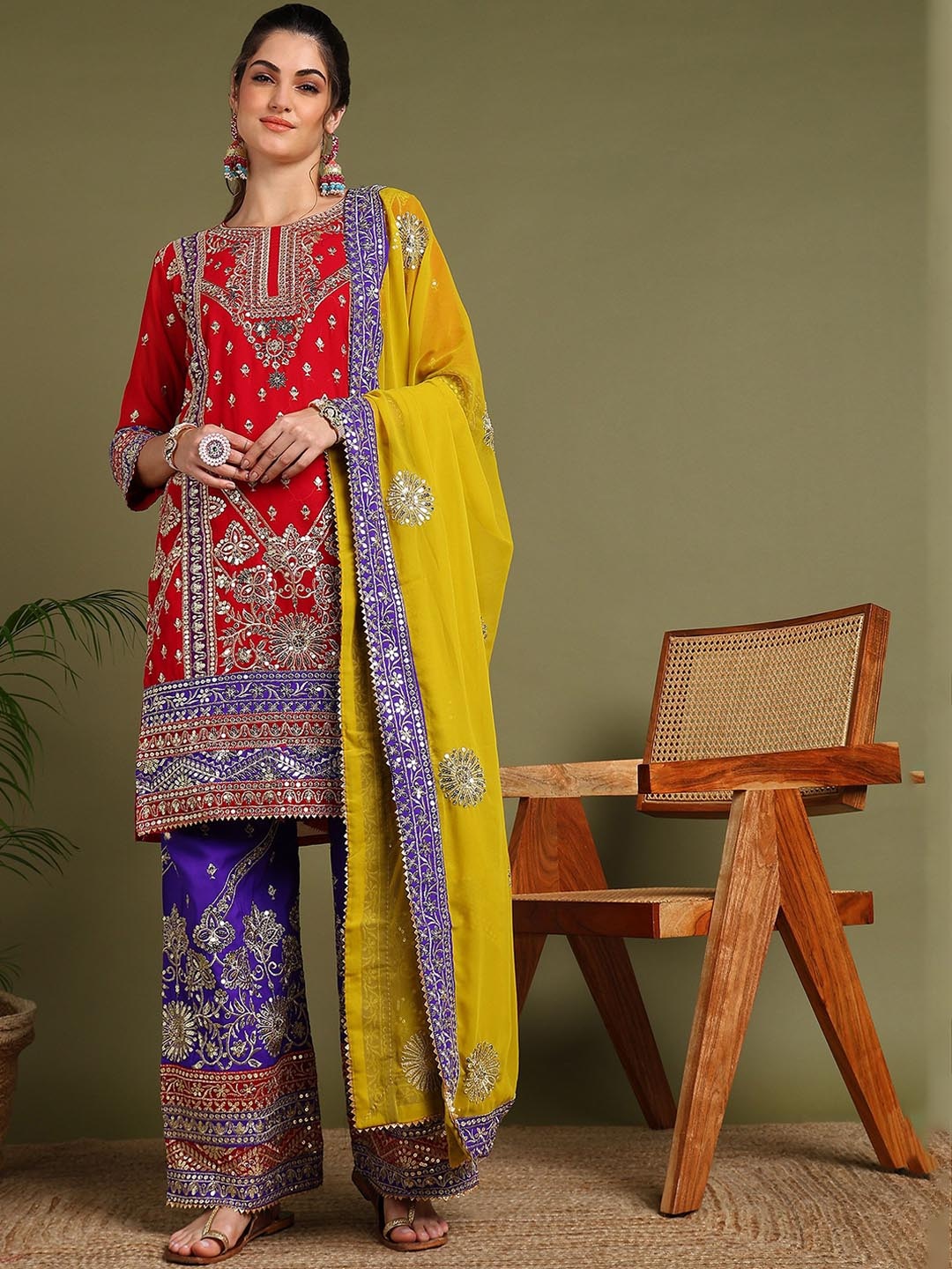 

BHARODIYA ENTERPRISES Embroidered Regular Georgette Straight Kurta with Palazzos & Dupatta, Red