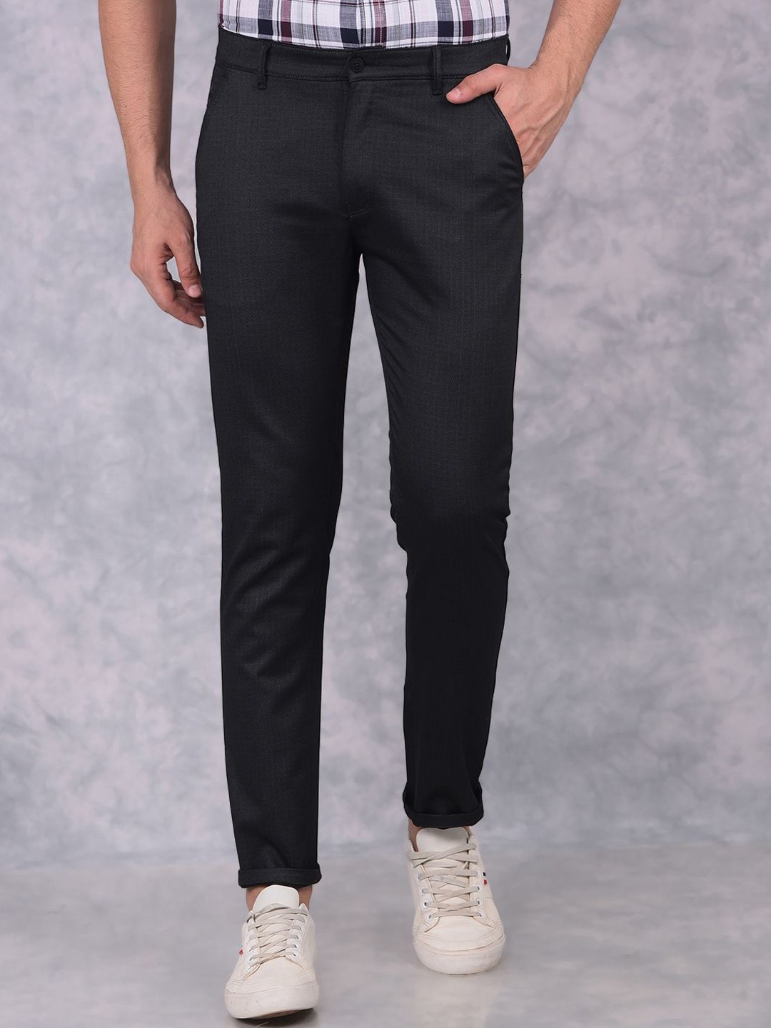 

Crimsoune Club Men Checked Slim Fit Chinos Trousers, Black