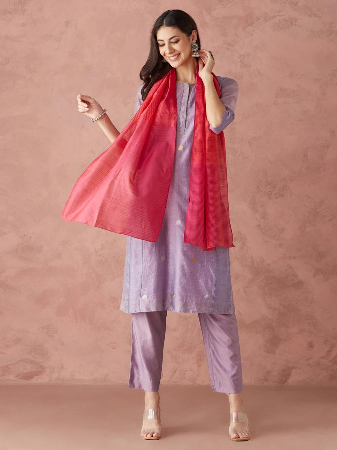 

Fabindia Pink Cotton Silk Maheshwari Stole