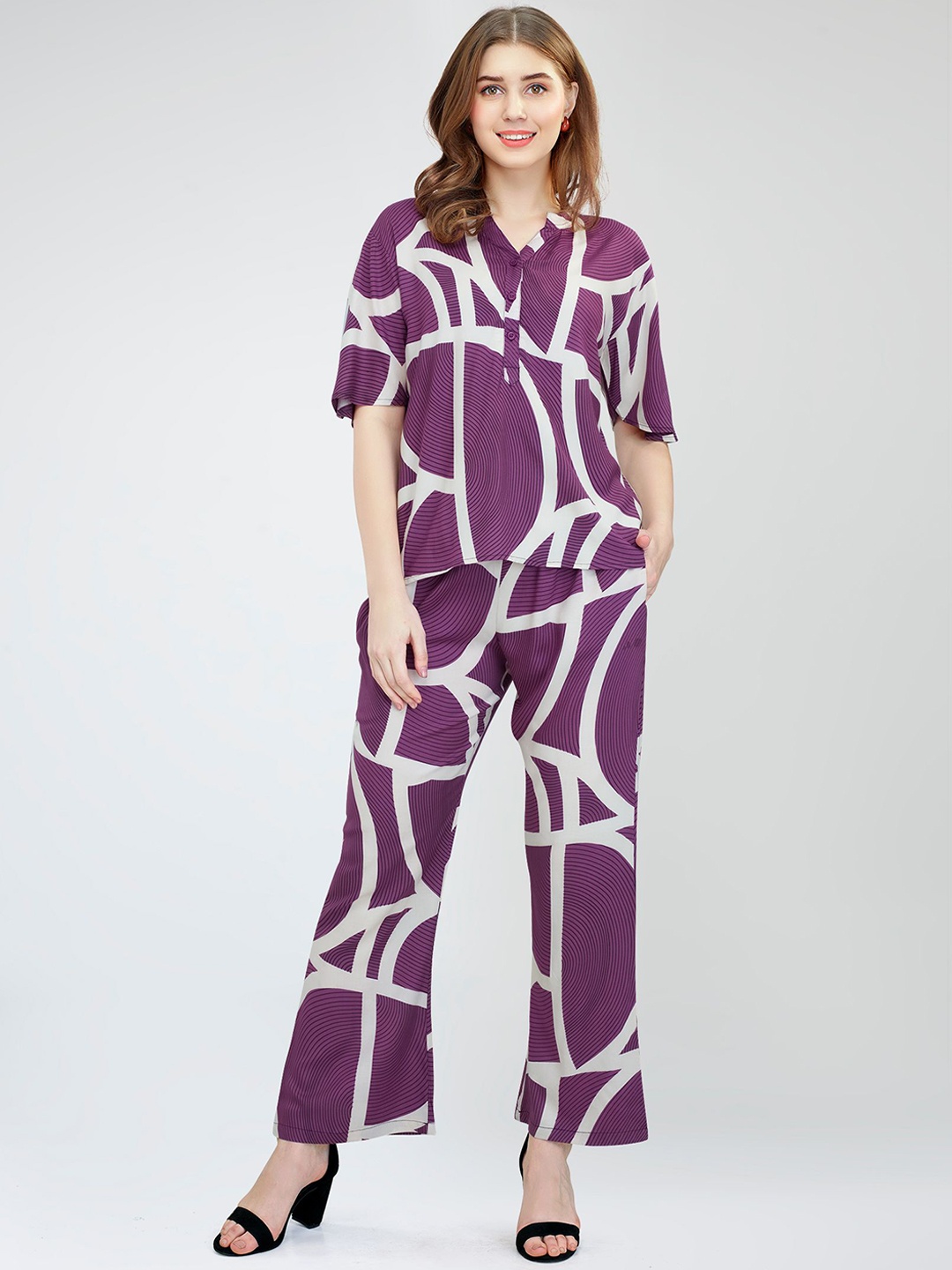 

Zeyo Printed Mandarin Collar Neck Short Sleeves Top With Trouser, Purple