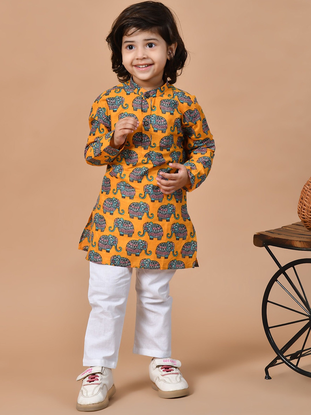 

BAESD Boys Animal Printed Regular Pure Cotton Kurta with Pyjamas, Mustard