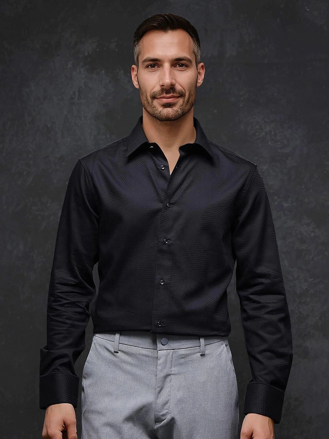 

RARE RABBIT Men Comfort Spread Collar Solid Cotton Casual Shirt, Black
