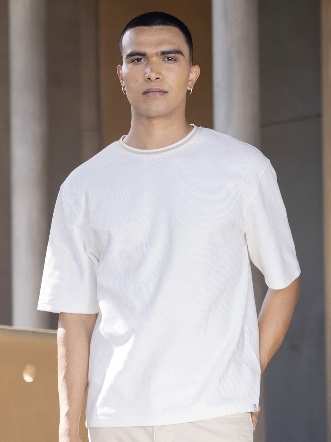 

RARE RABBIT Men Solid Round Neck Cotton Oversized T-shirt, White