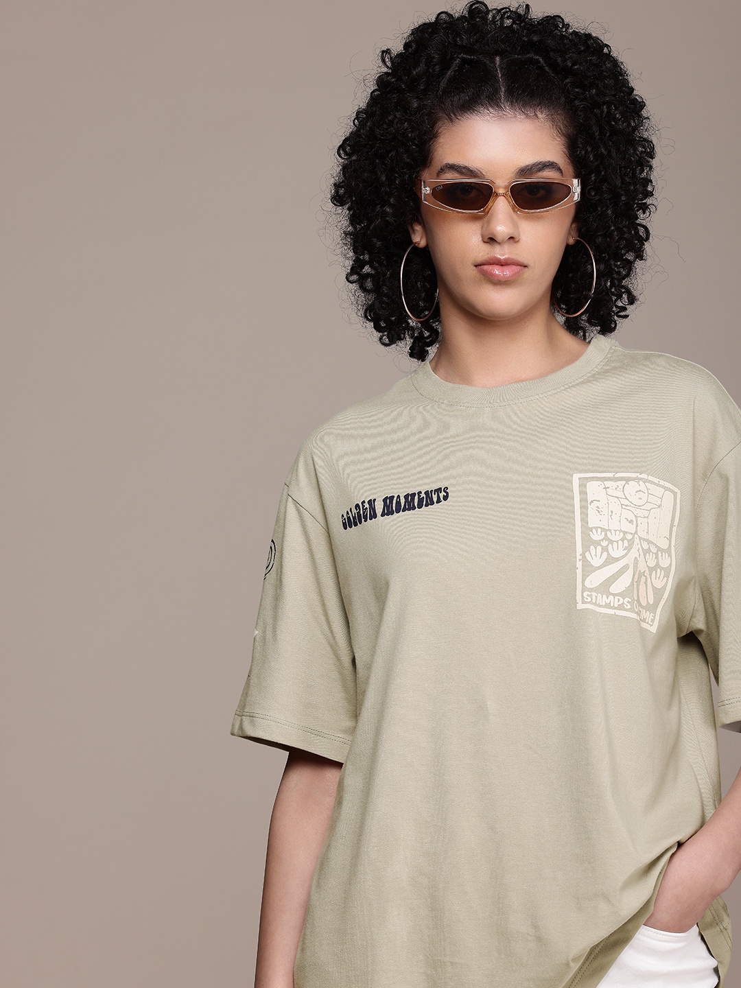 

The Roadster Life Co. Typography Printed Oversized Drop-Shoulder Sleeves T-shirt, Green
