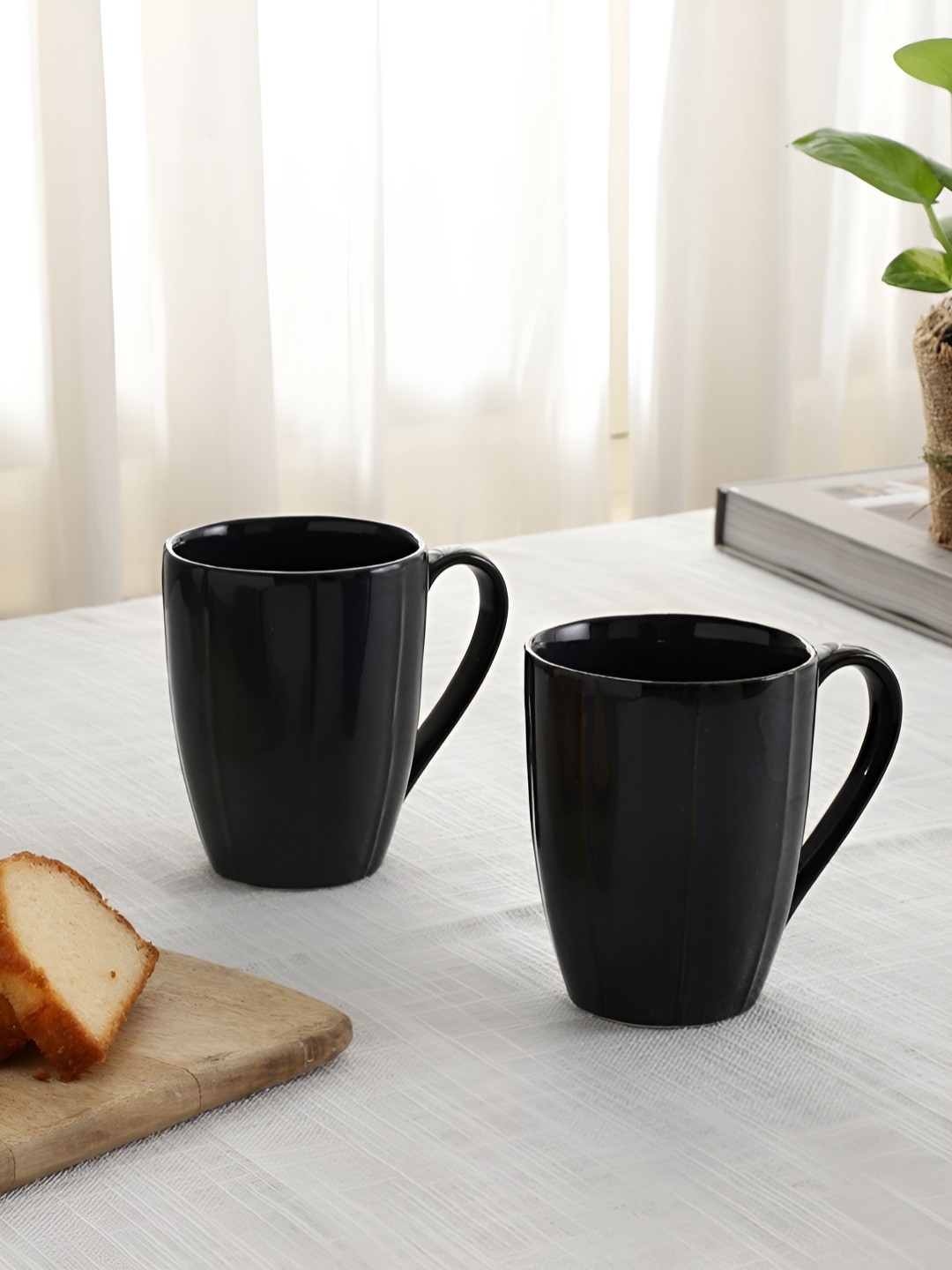 

VarEesha Black 2 Pieces Ceramic Glossy Porcelain Cups and Mugs