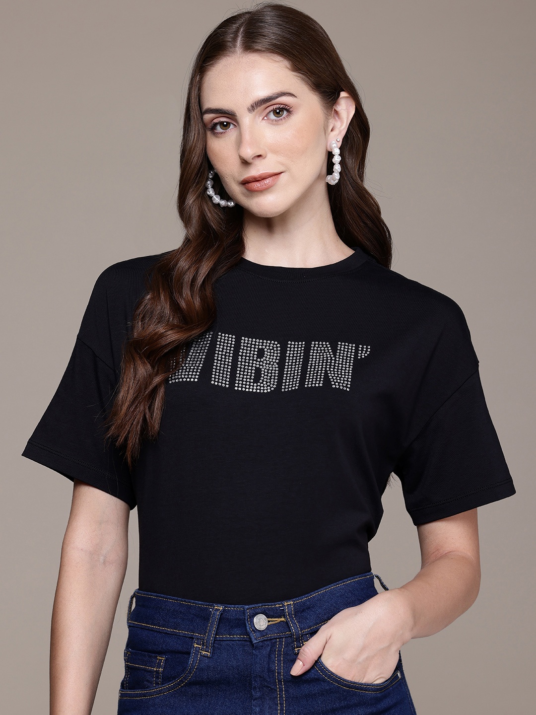 

bebe Drop-Shoulder Sleeves Embellished T-shirt, Black