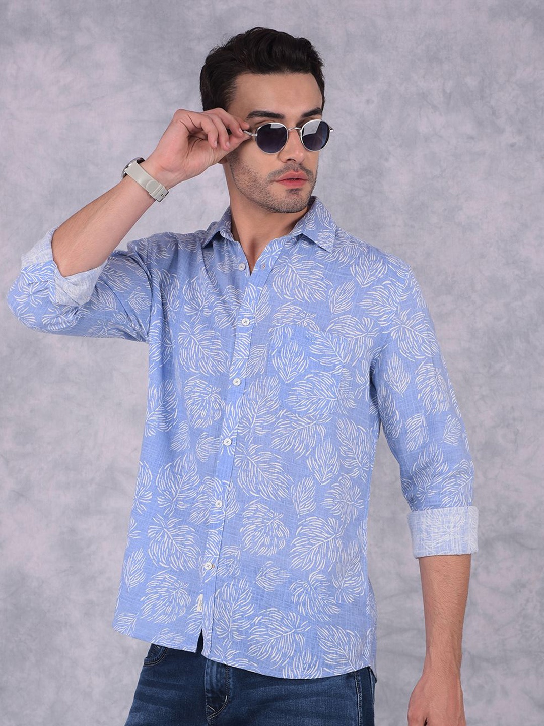 

Crimsoune Club Men Smart Spread Collar Floral Printed Cotton Slim Fit Casual Shirt, Blue