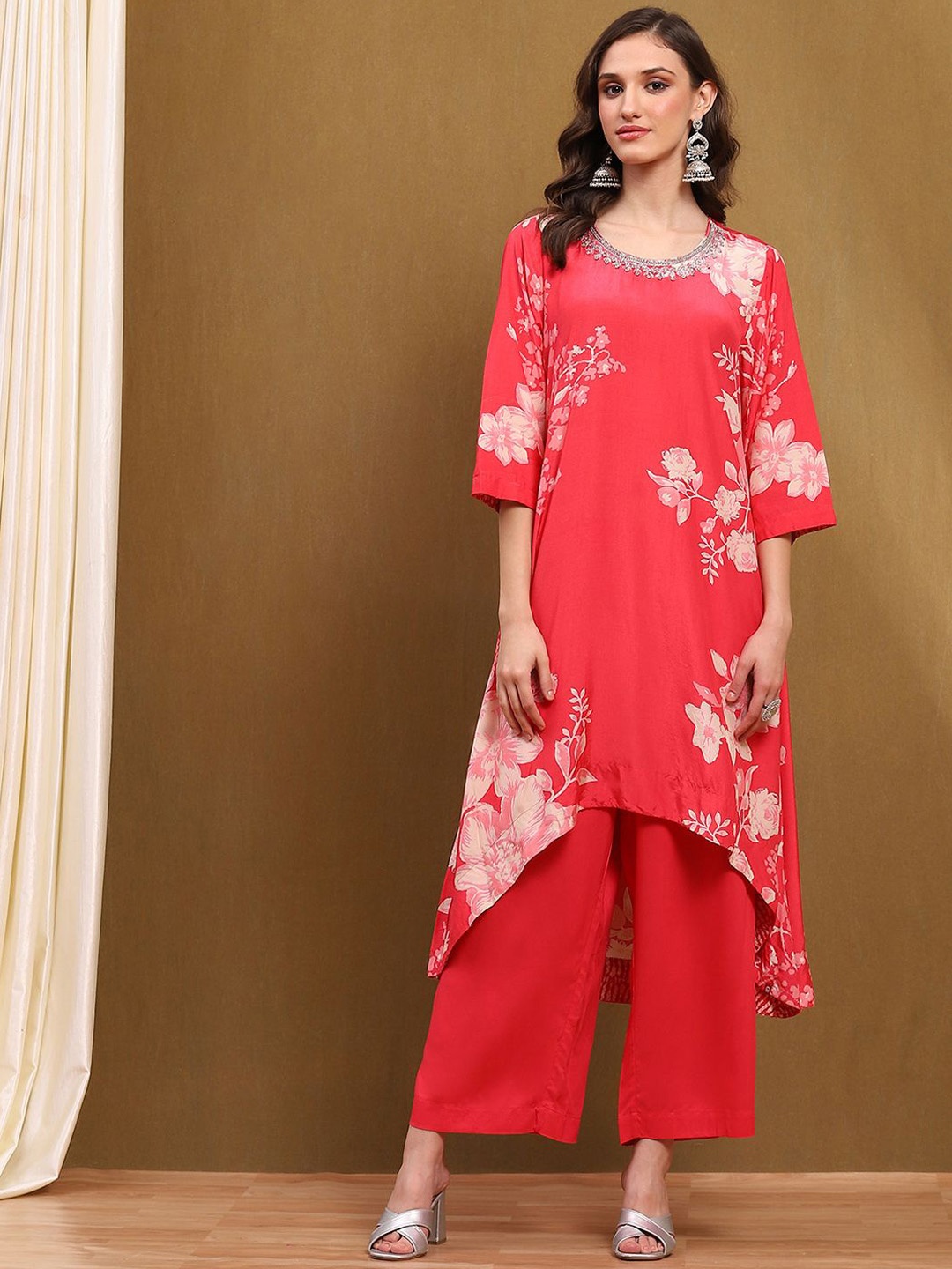 

Biba Ethnic Motifs Printed Sequinned A-Line Kurta With Palazzos, Coral