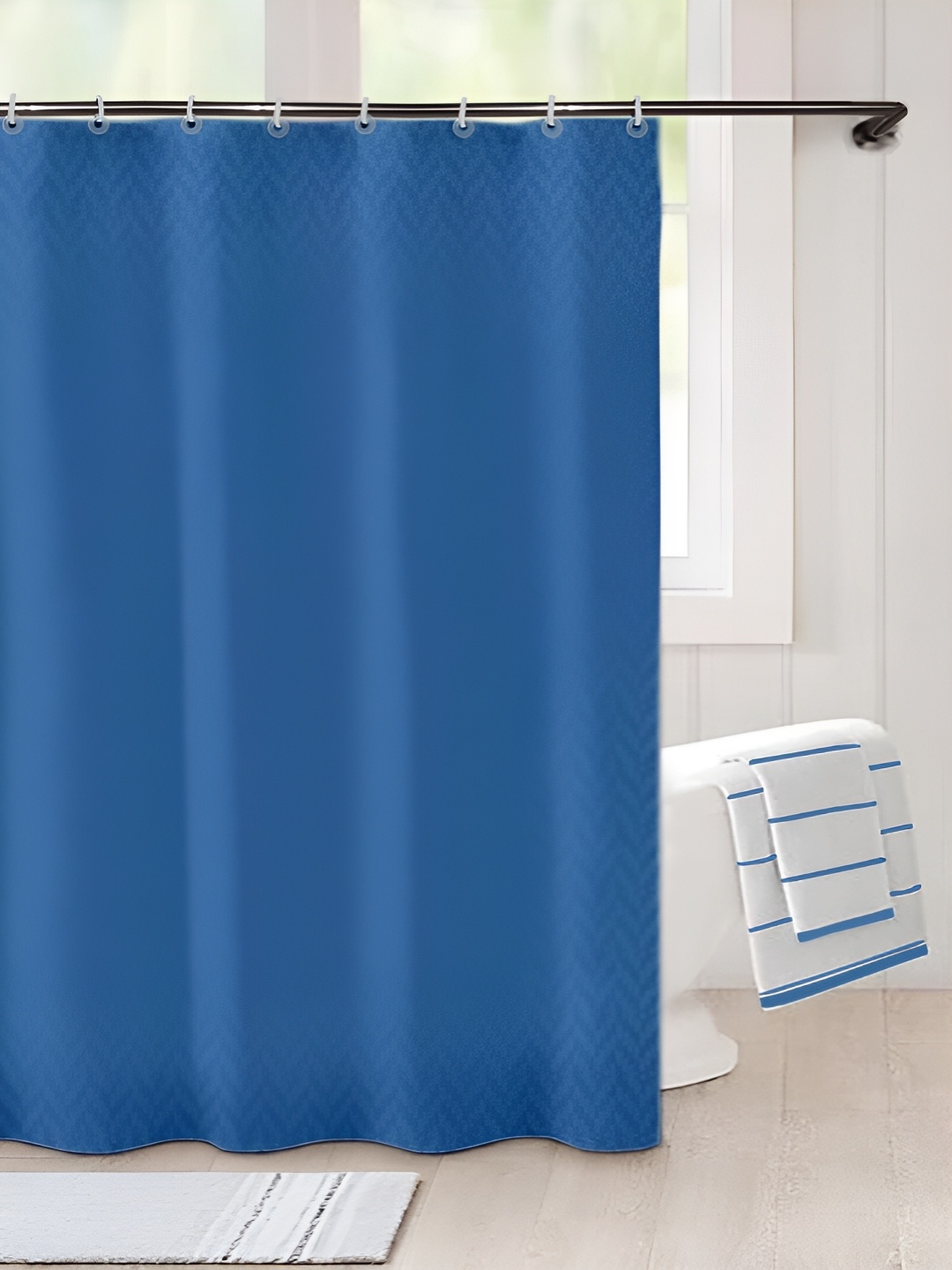 

Lushomes Blue Zig-Zag Patterned Shower Curtains