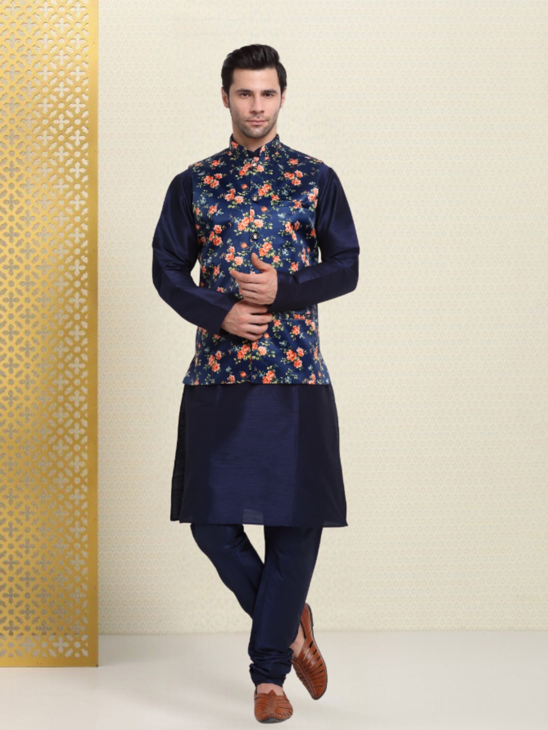 

KRAFT INDIA Men Regular Kurta & Churidar With Nehru Jacket, Navy blue