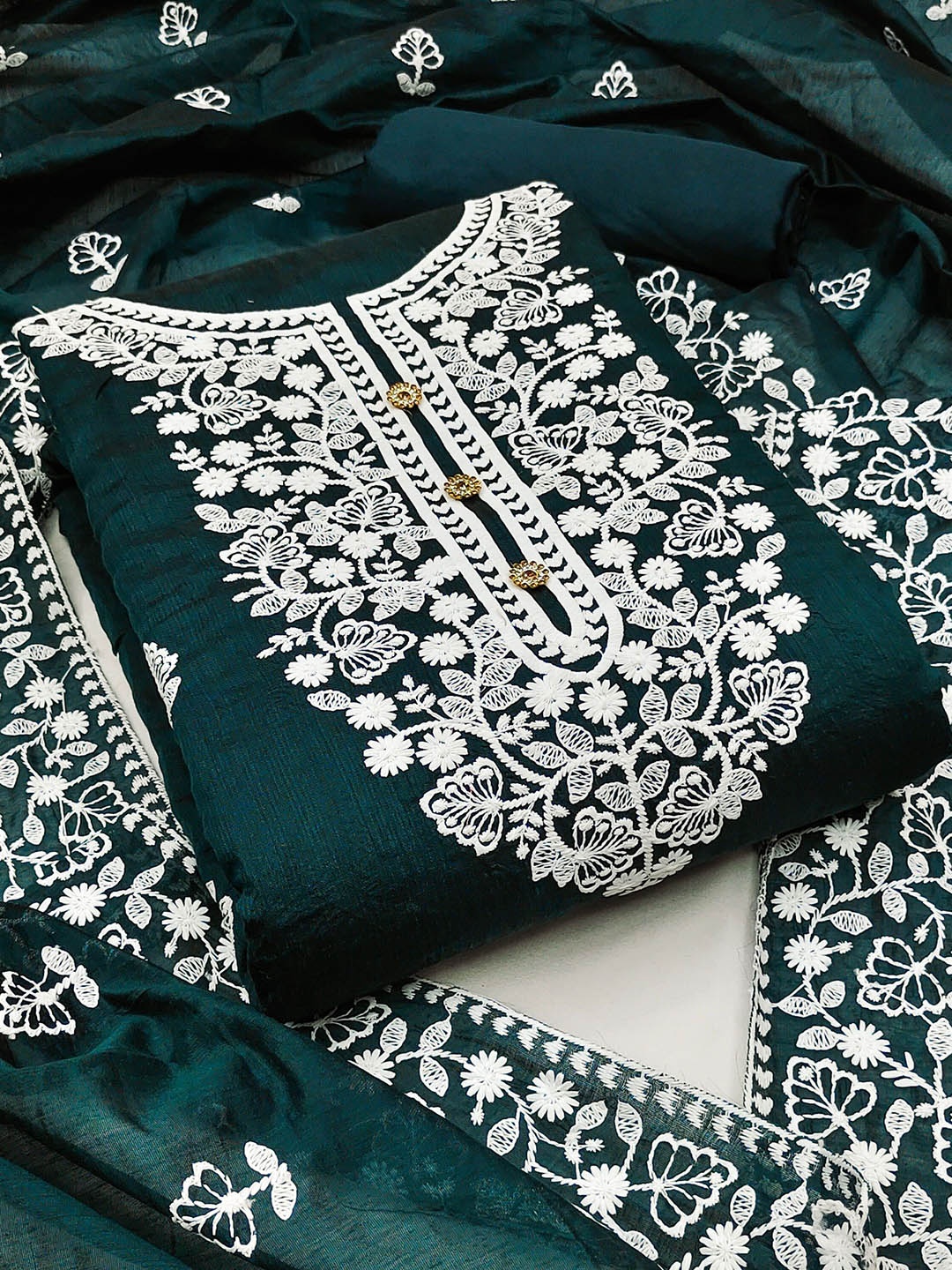 

Maroosh Embroidered Thread Work Unstitched Dress Material, Green