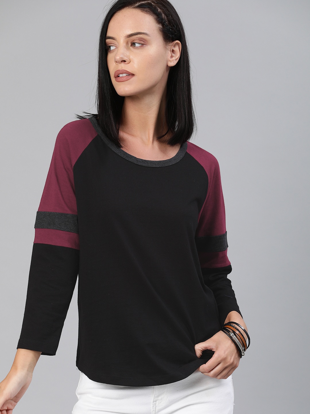 

Roadster Women Black Solid Round Neck Pure Cotton T-shirt