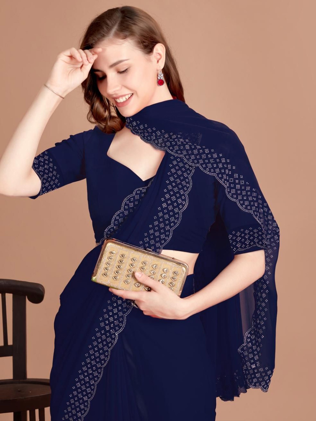 

SM TRENDZ Beads and Stones Pure Georgette Banarasi Saree, Navy blue