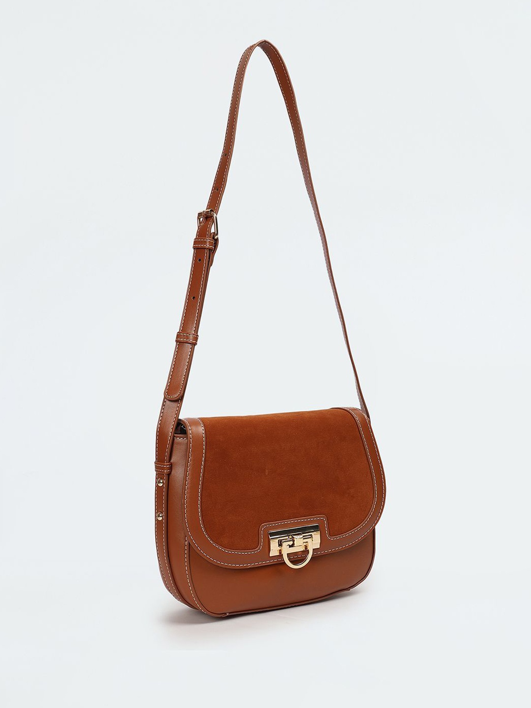 

max Women Solid Swagger Sling Bag, Brown