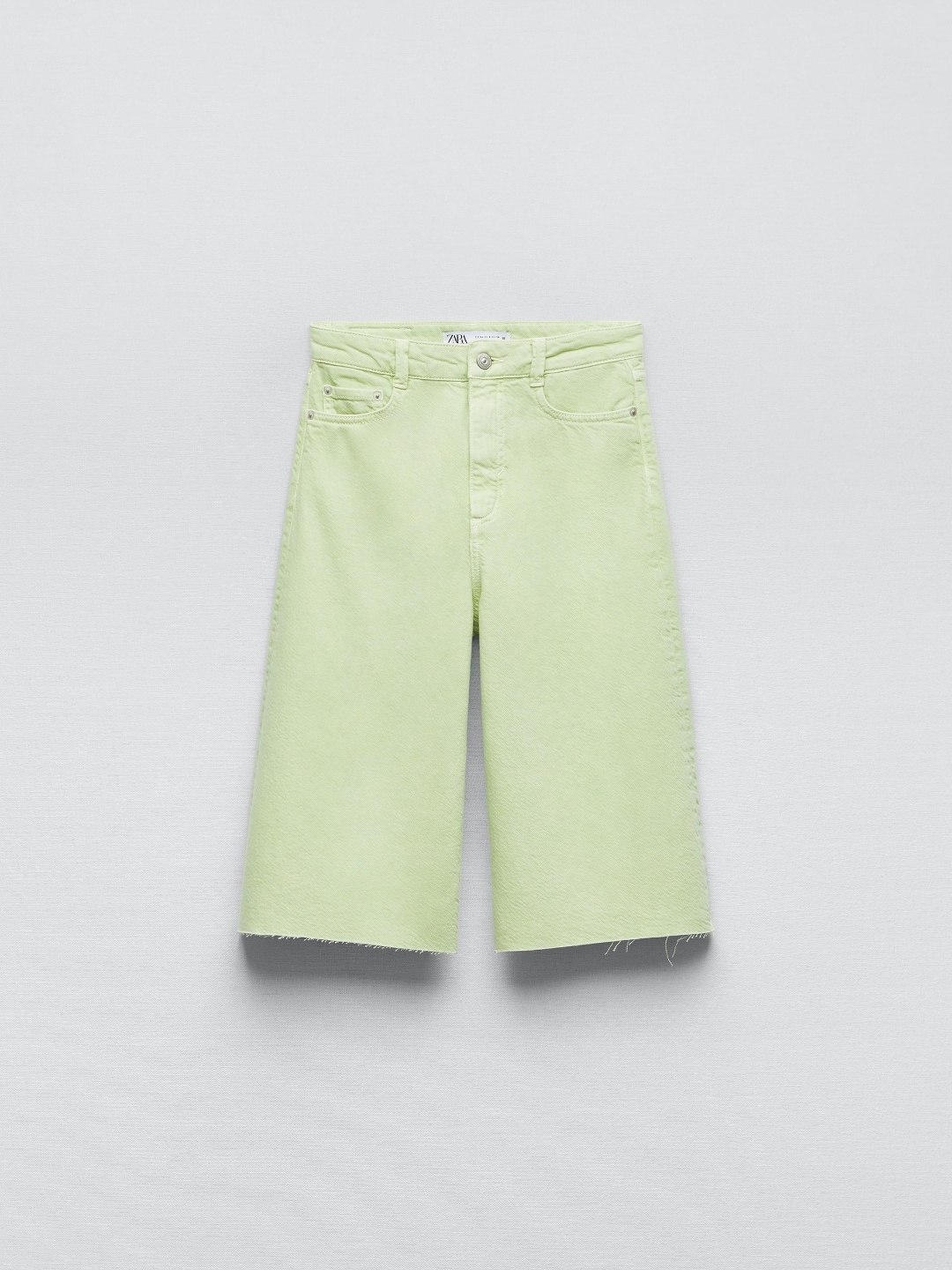 

ZARA Women Green Shorts