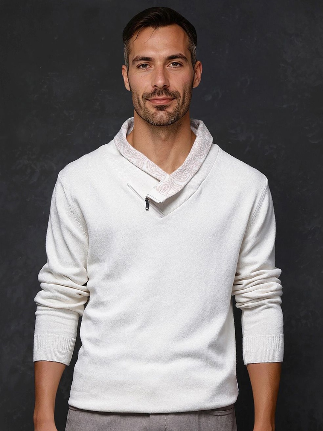 

RARE RABBIT Men V-Neck Cotton Pullover Sweaters, Beige