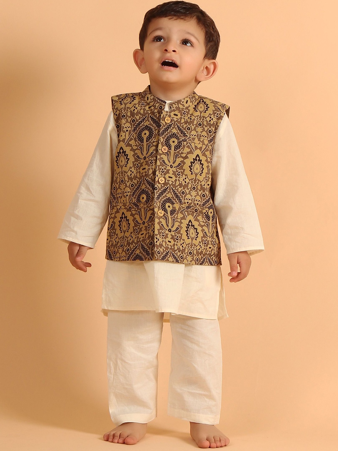 

TJORI Boys Straight Pure Cotton Kurta With Pyjamas & Nehru Jacket, Off white