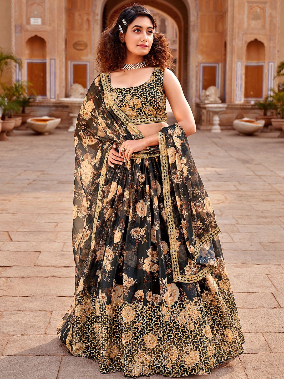 

SHOPGARB Embroidered Sequinned Semi-Stitched Lehenga & Unstitched Blouse With Dupatta, Black