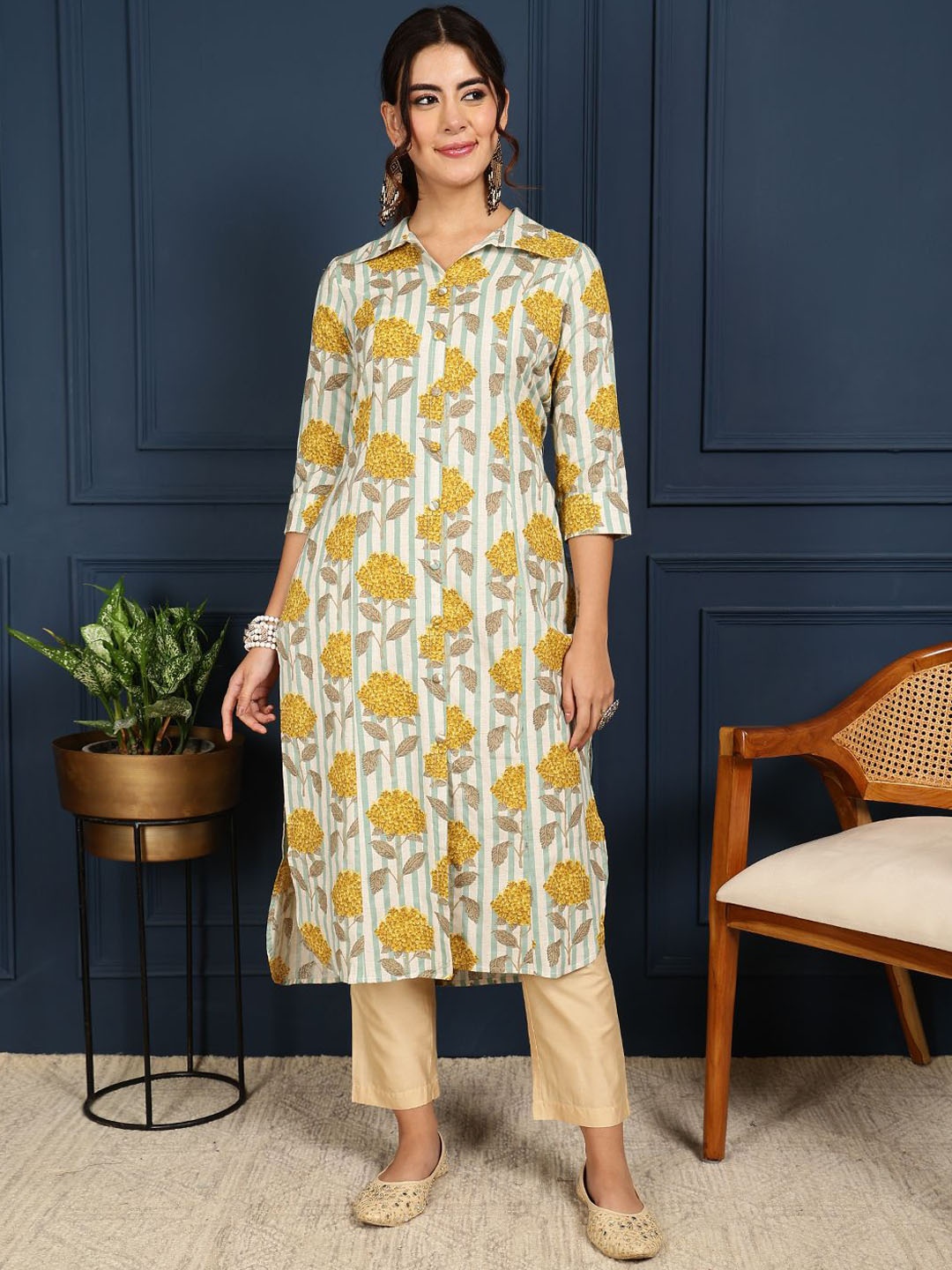 

GULMOHAR JAIPUR Women Printed Thread Work Kurta, Mustard