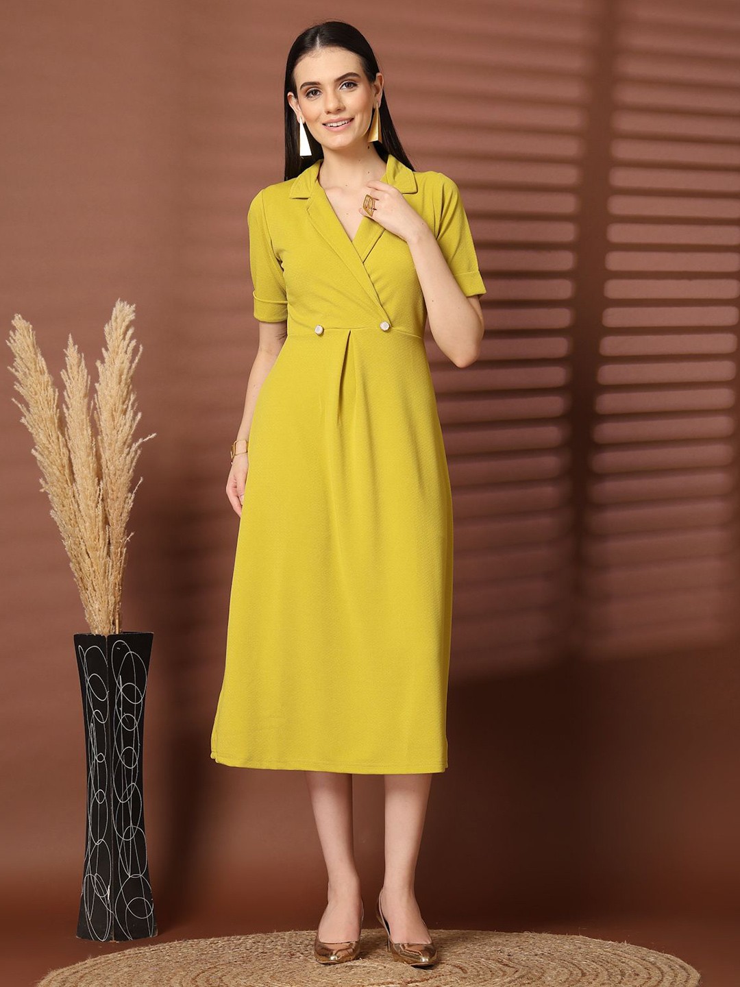 

plusS Solid Shirt Collar A-Line Midi Dress, Yellow