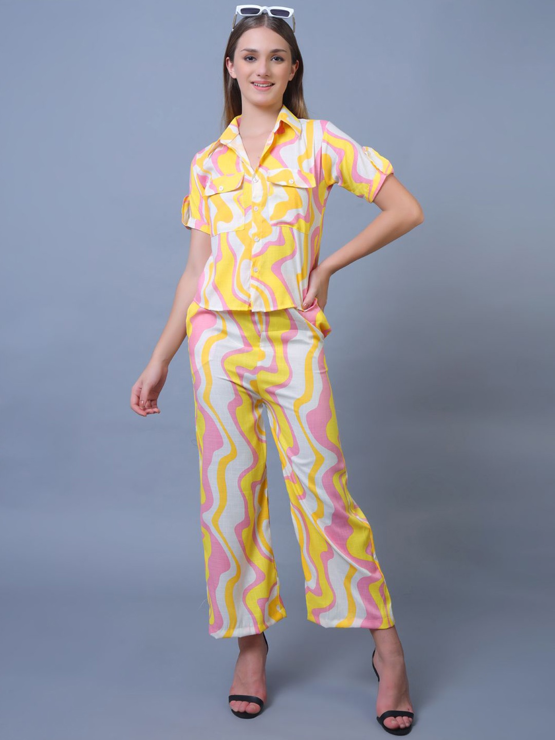 

Xivir Women Printed Shirt And Trousers Co-Ords Set, Yellow