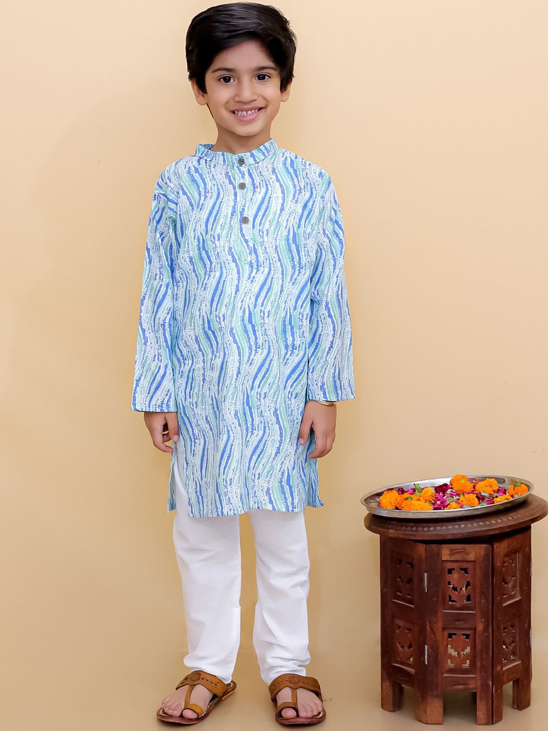 

Bold N Elegant Boys Abstract Printed Straight Kurta with Pyjamas, Sea green