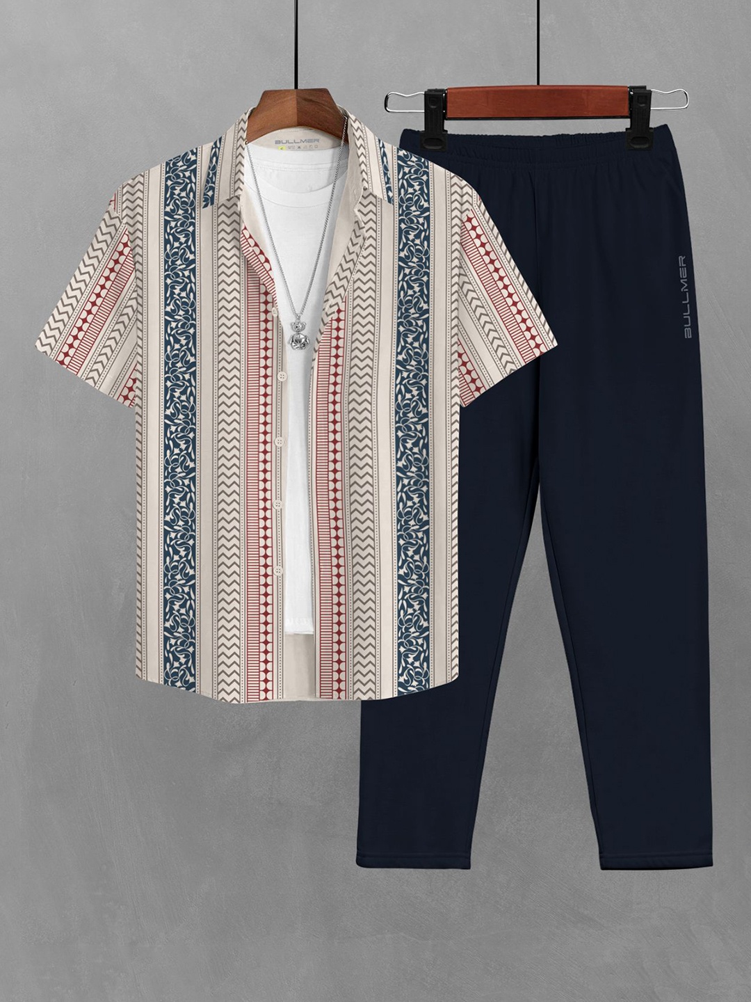 

BULLMER Printed Short Sleeves Shirt With Trousers Co-Ords, Red