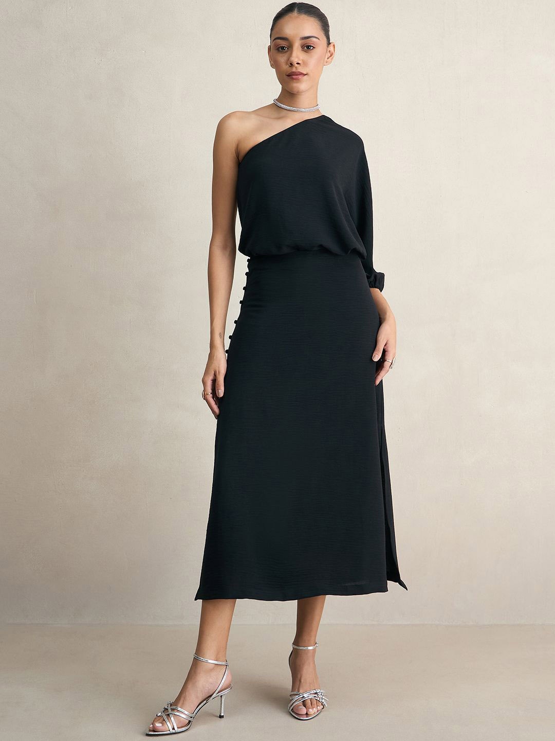 

FEMMELLA One Shoulder Top & Skirt Co-Ords, Black