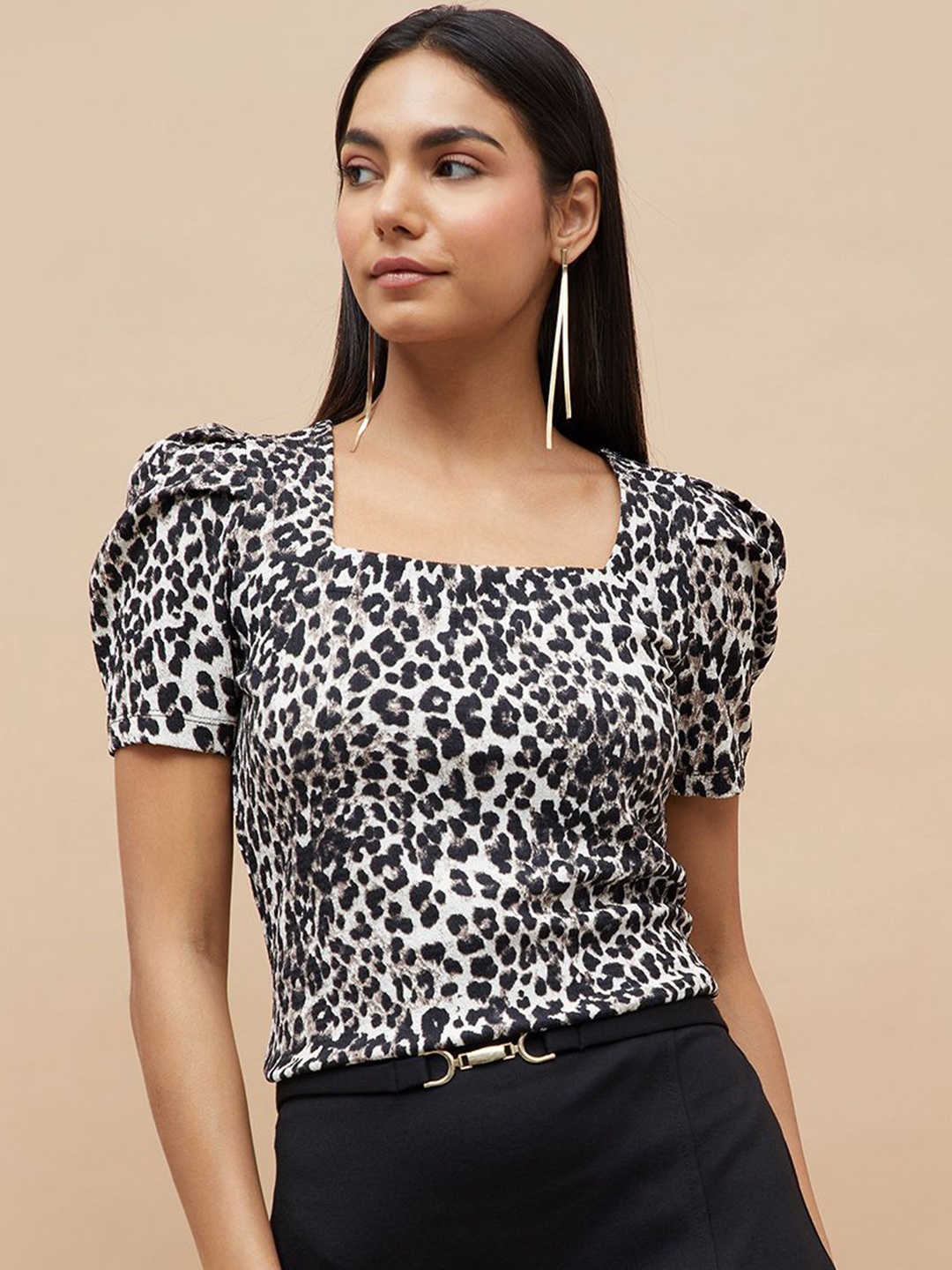 

CODE by Lifestyle Women Floral Printed Pockets T-shirt, Brown