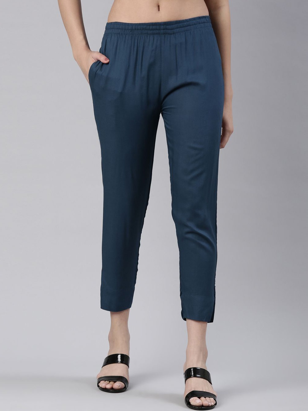 

Kryptic Women Solid Smart Slim Fit Trousers, Teal