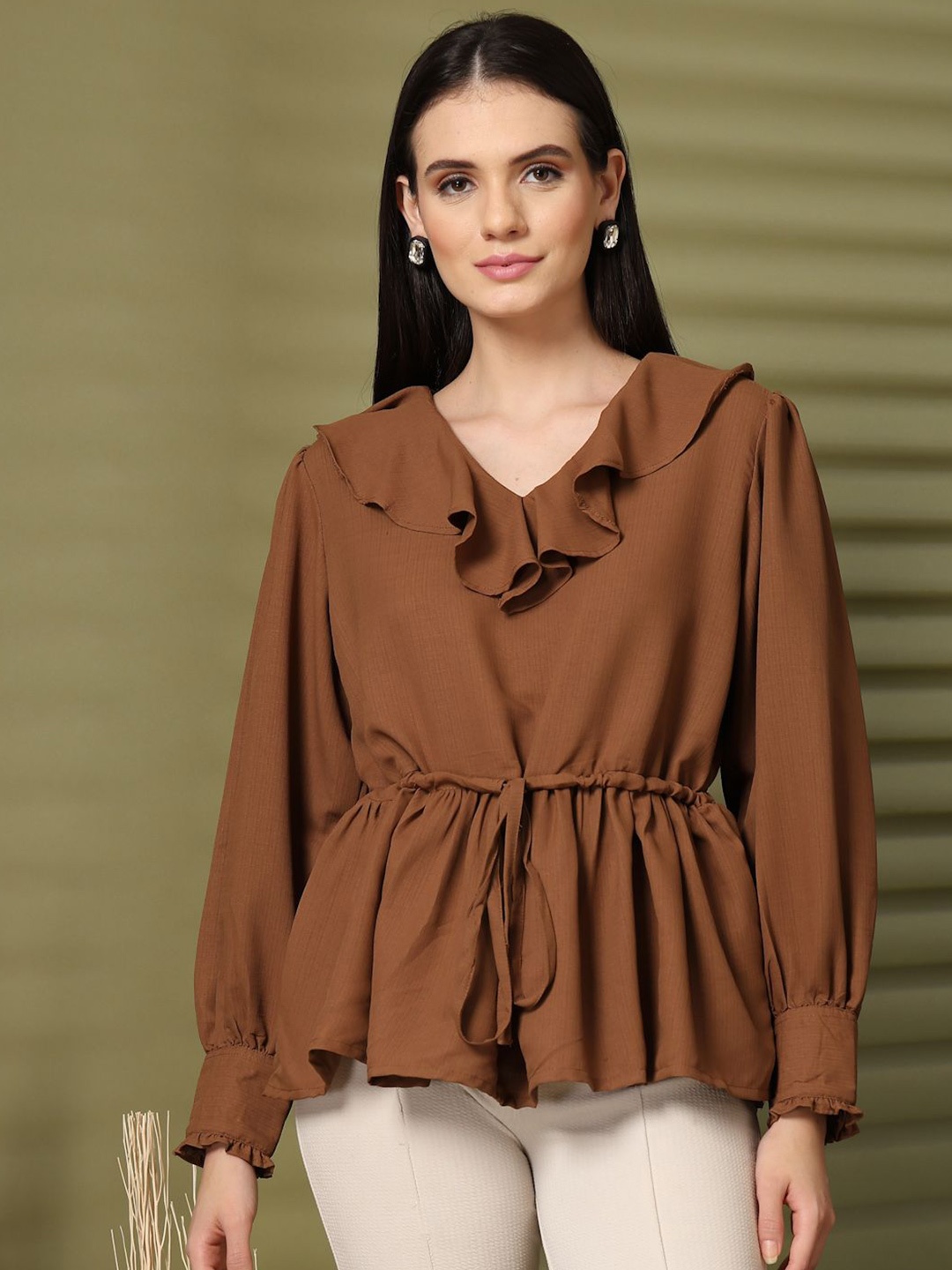 

plusS Solid V-Neck Puff Sleeve Empire Top, Brown