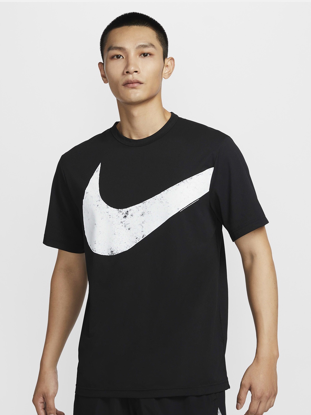 

Nike Hyverse Swoosh Dri-FIT Short-Sleeve Fitness Top, Black
