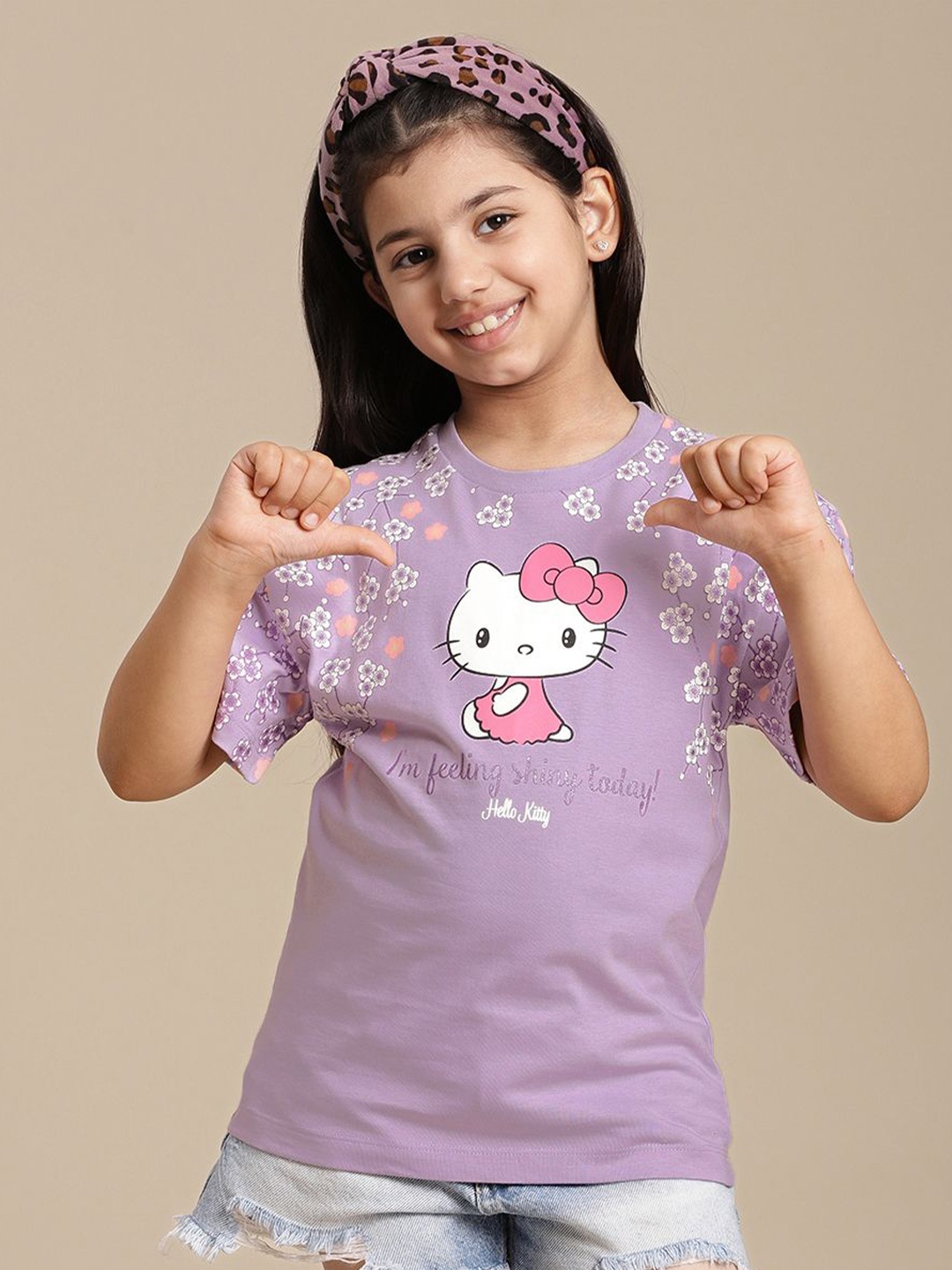 

Kids Ville Girls Graphic Printed Round Neck Cotton Relaxed Fit Hello Kitty T-shirt, Purple