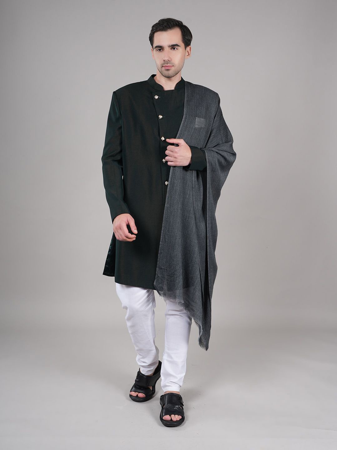 

MUFFLY Unisex Wool Stole, Black