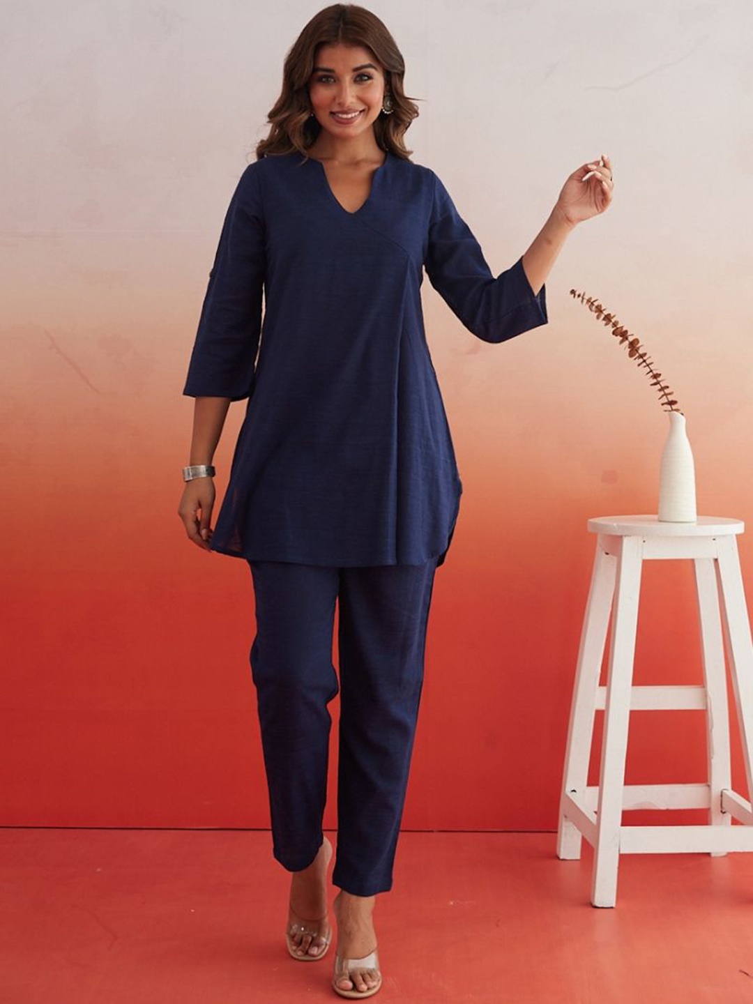 

HERE&NOW Round Neck A-Line Kurta with Trouser, Blue