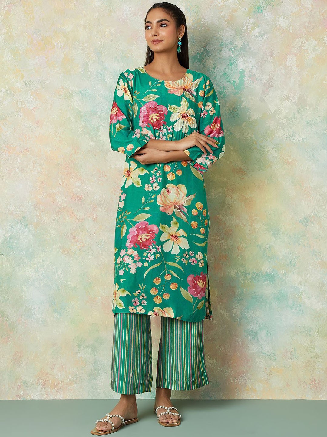 

Melange by Lifestyle Floral Printed Round Neck Sequinned Straight Kurta With Palazzos, Green