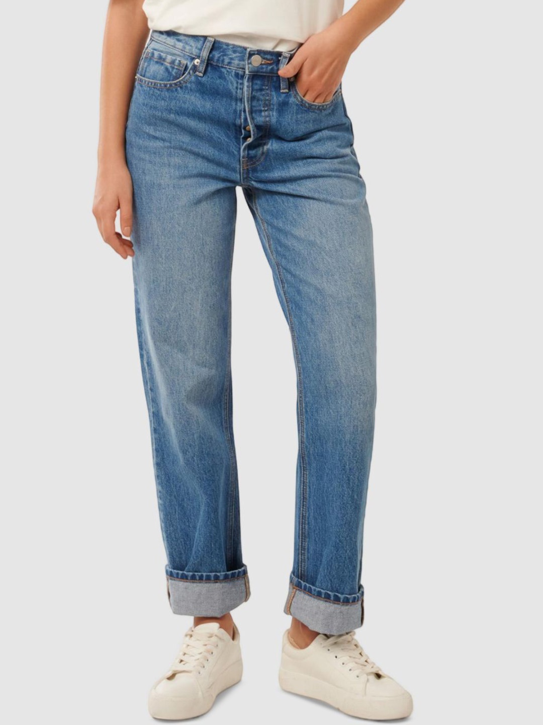 

Forever New Women Mid-Rise Straight Fit Light Fade Jeans, Blue