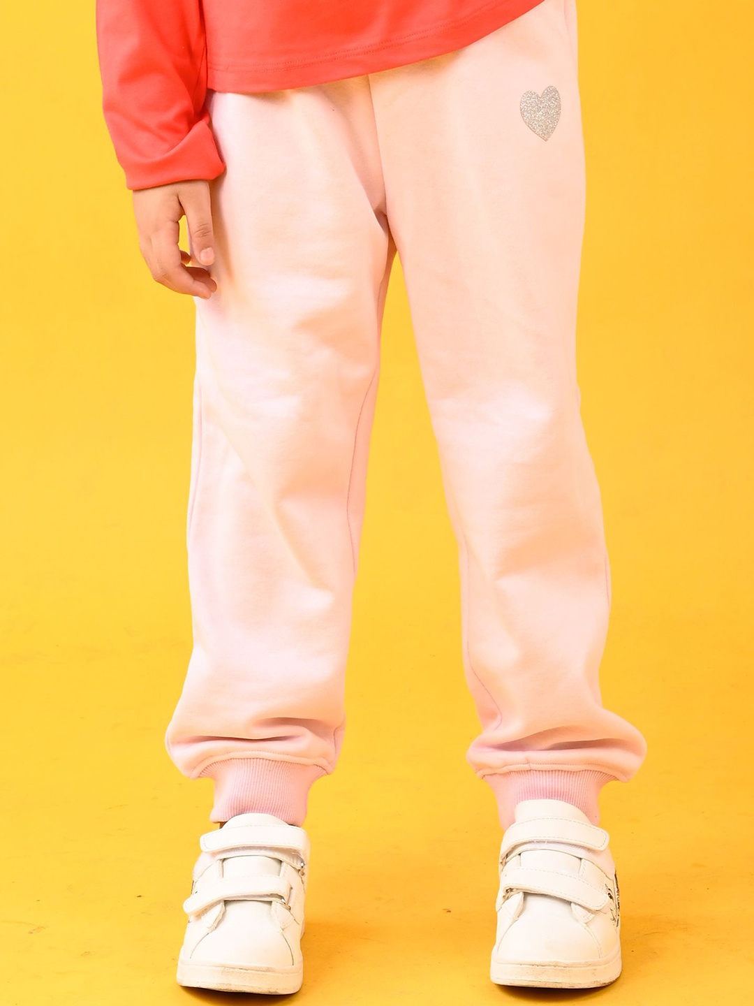 

Anthrilo Girls Regular Fit Mid-Rise Joggers, Pink