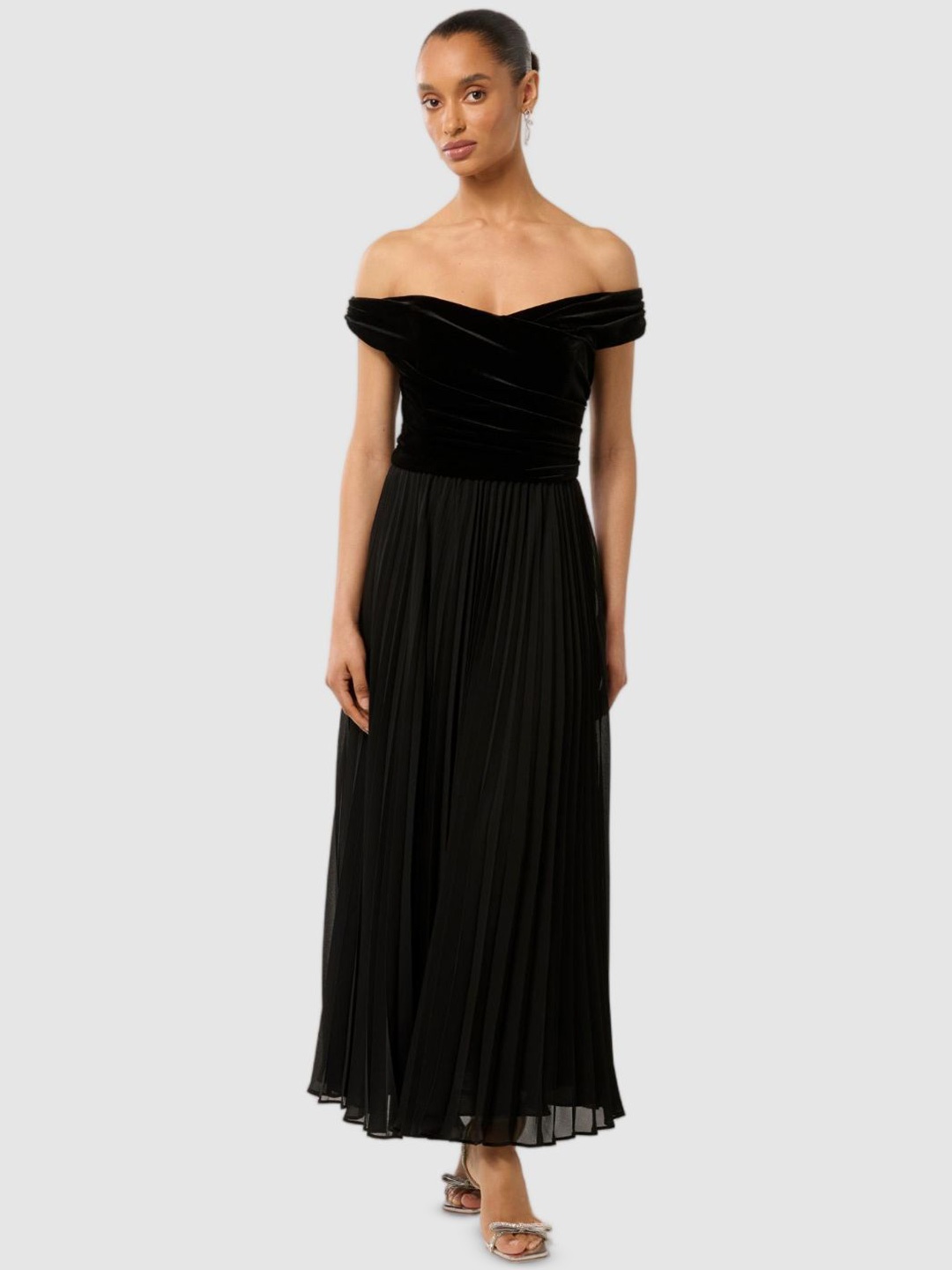 

Forever New Women Off-Shoulder Velvet Fit and Flare Maxi Dress, Black