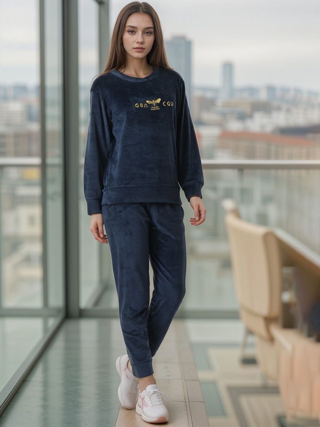 

BAESD Printed Round Neck long Sleeves Sweatshirt & Jogger, Navy blue