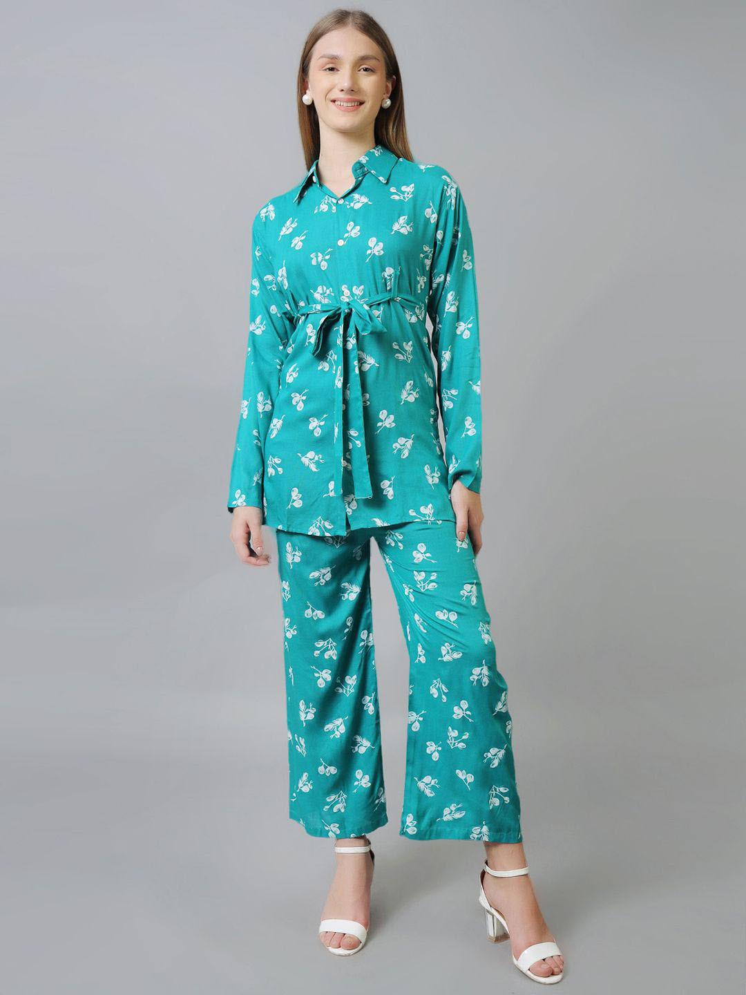 

Softwrap Printed Long Sleeve Tunic With Trouser Co-Ords, Blue