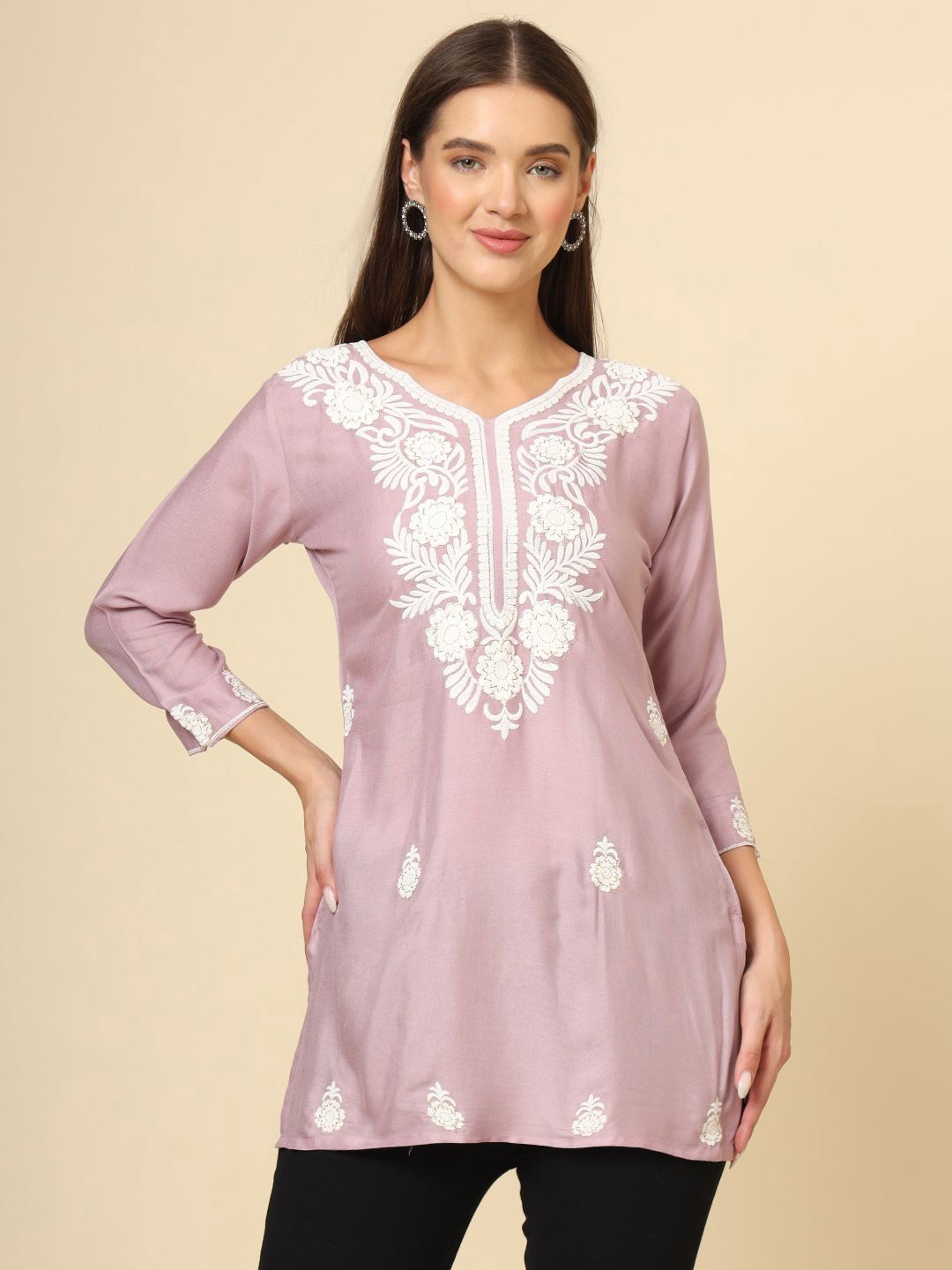 

HERE&NOW Floral Embroidered Thread Work Kurti, Purple