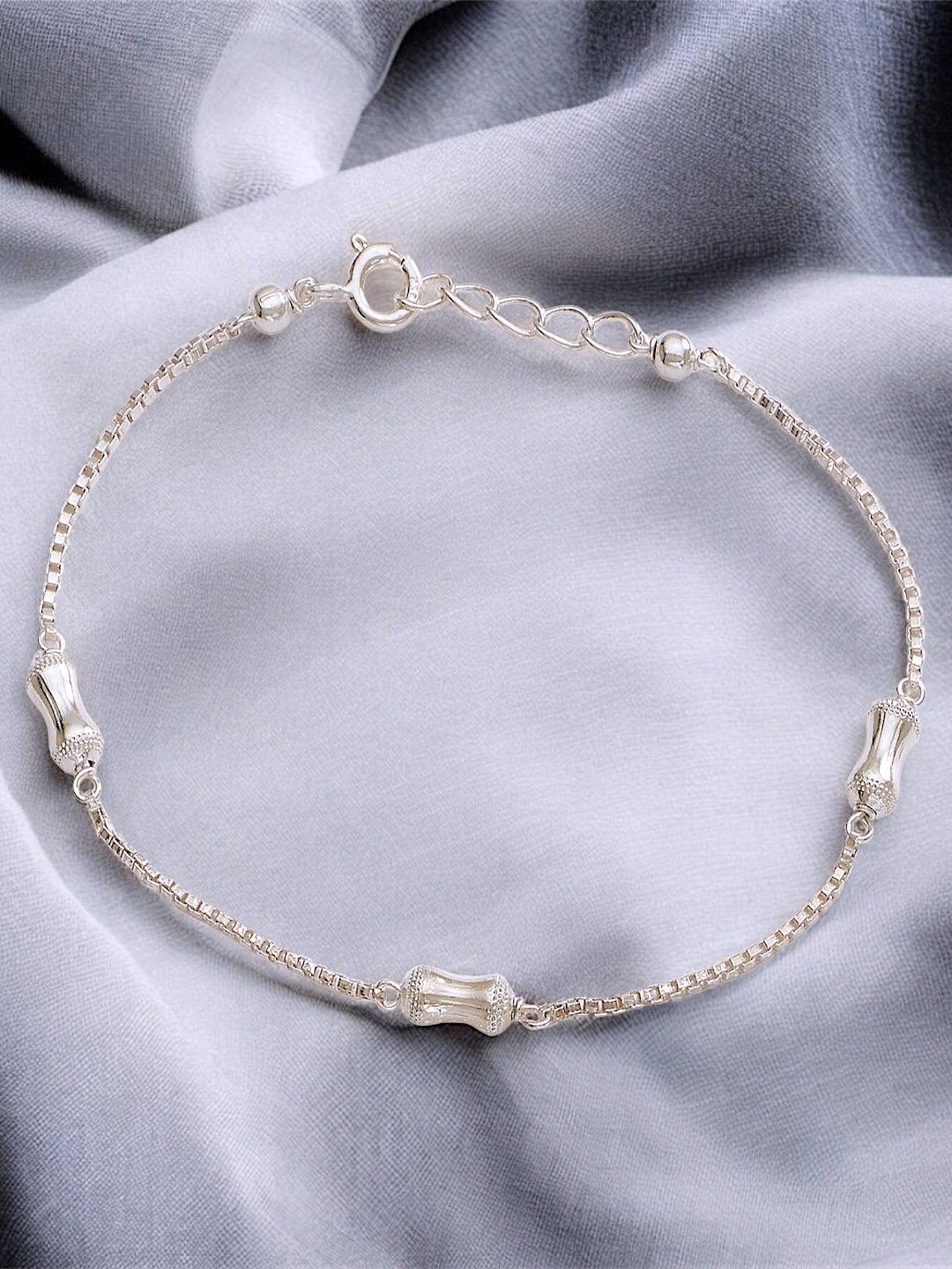 

Taraash 925 Sterling Silver Cylindrical Beaded Link Bracelet