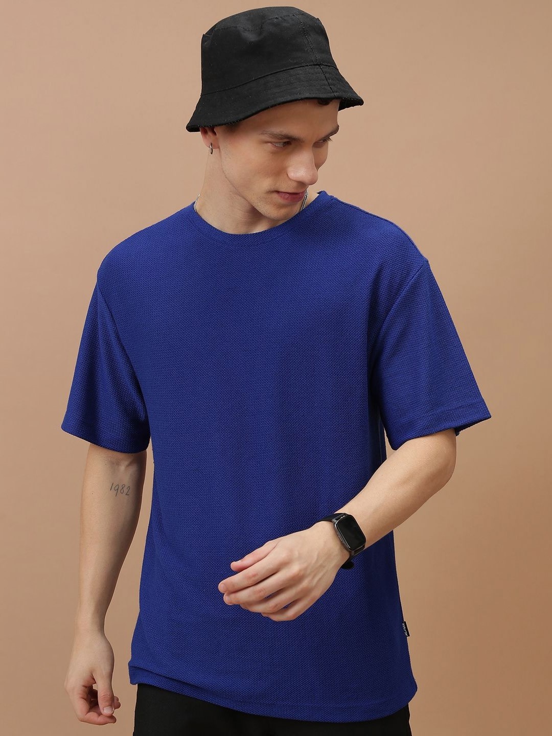 

HIGHLANDER Men Self Design Round Neck Oversized T-shirt, Blue