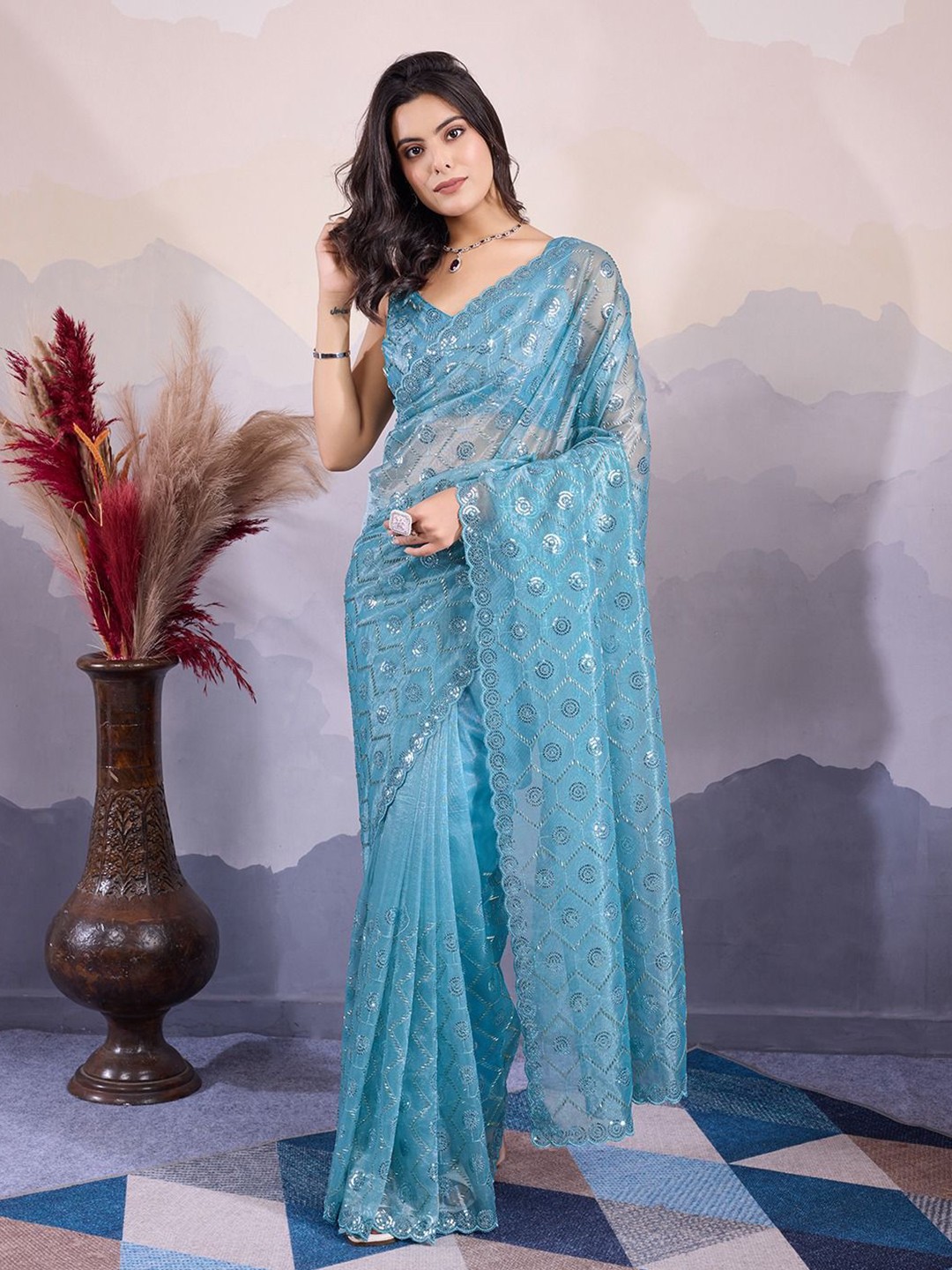 

VenderVilla Sequinned Embroidered Saree With Blouse Piece, Teal