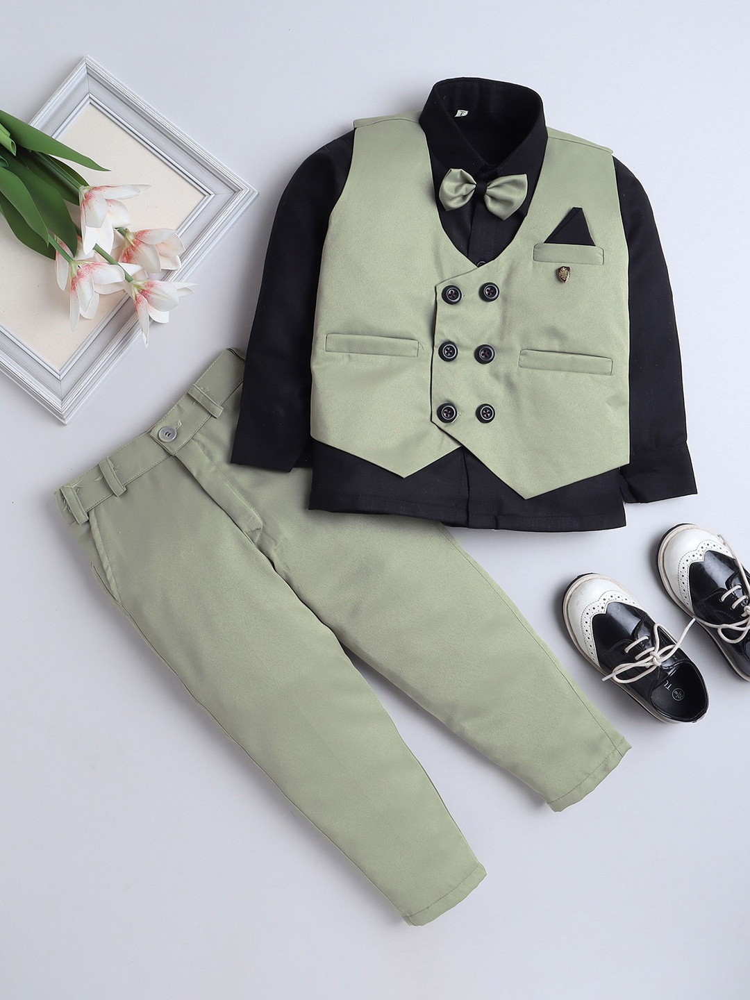 

FOURFOLDS Boys Double-Breasted 3 Piece Suit, Green