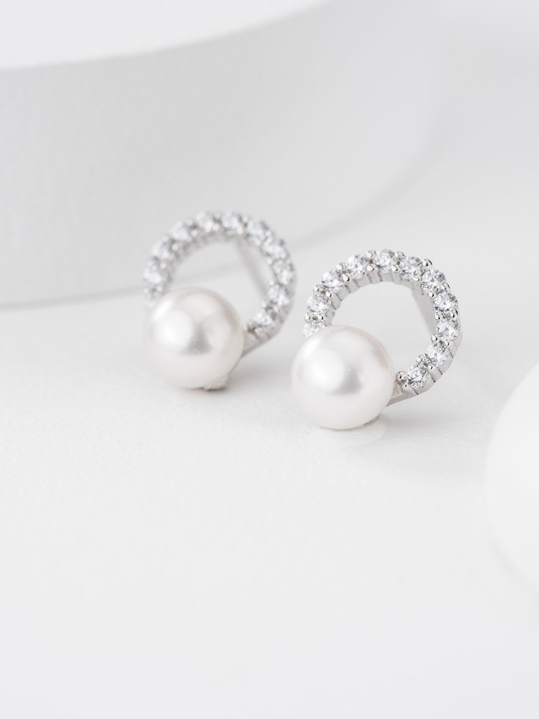 

MISS JO Contemporary Studs Earrings, Silver