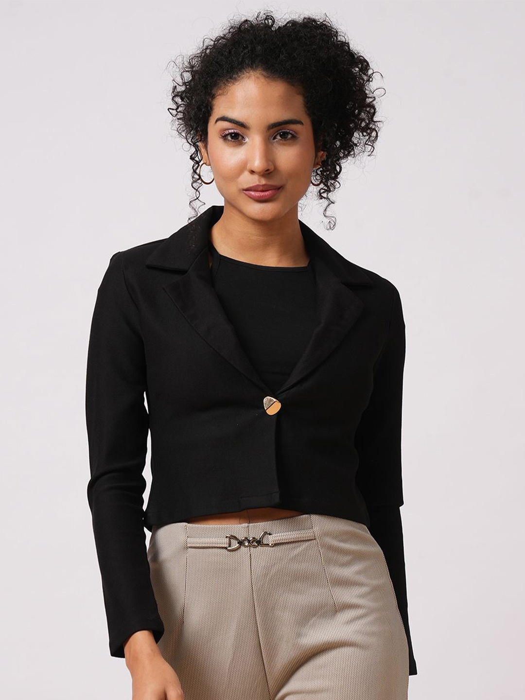 

Globus Women Lapel Collar Solid Formal Tailored Jacket, Black