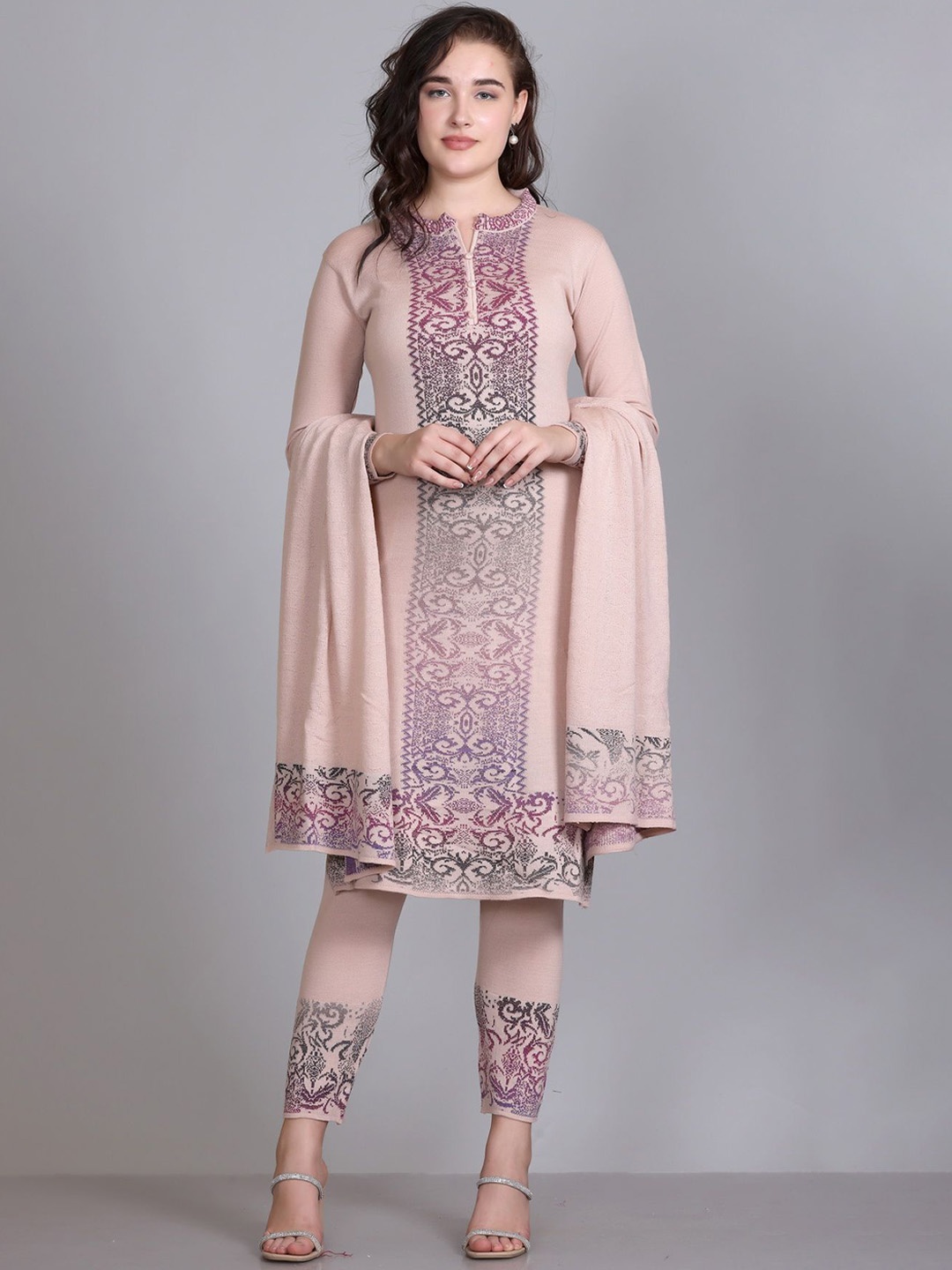 

MONTREX Floral Self Design Woolen Straight Kurta With Trousers & Dupatta, Pink