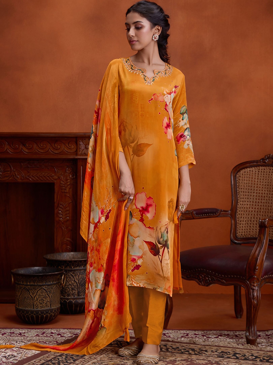 

WOMEN PLUS Floral Embroidered Beads and Stones Straight Kurta with Trousers & Dupatta, Orange